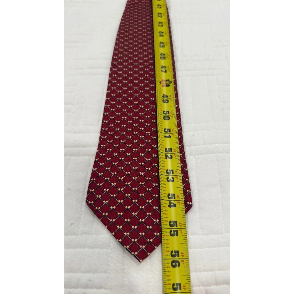 Nautica Mens Red Blue Gold Diamond Geometric 100% Silk Necktie Tie RN13388